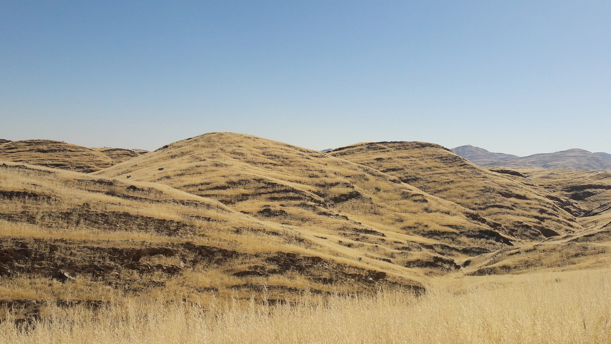 Namibia: C13 heading south towards Aus